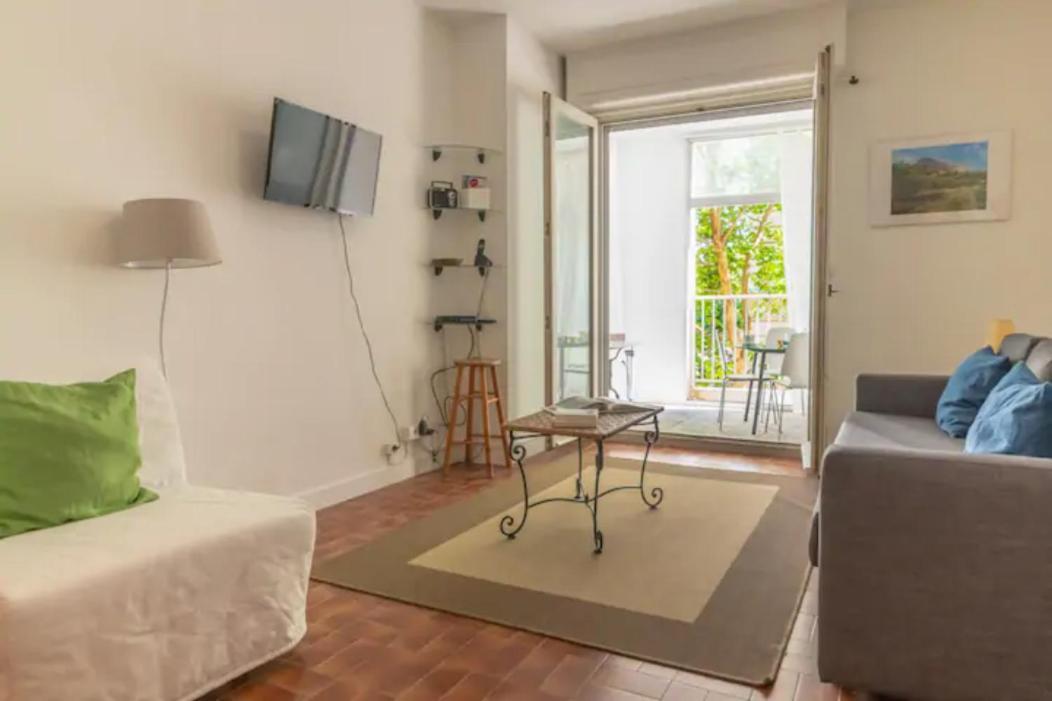 Grand Lumineux Pour 2 à 4 Personnes A Intra-muros Wifi Gratuit Apartment *